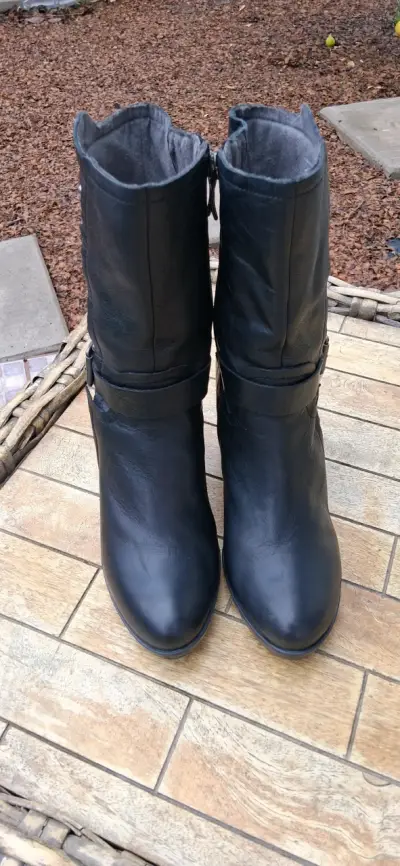 BOTAS TAMARIS N°38 25CM CON TACHAS 100%CUERO - miniatura 2