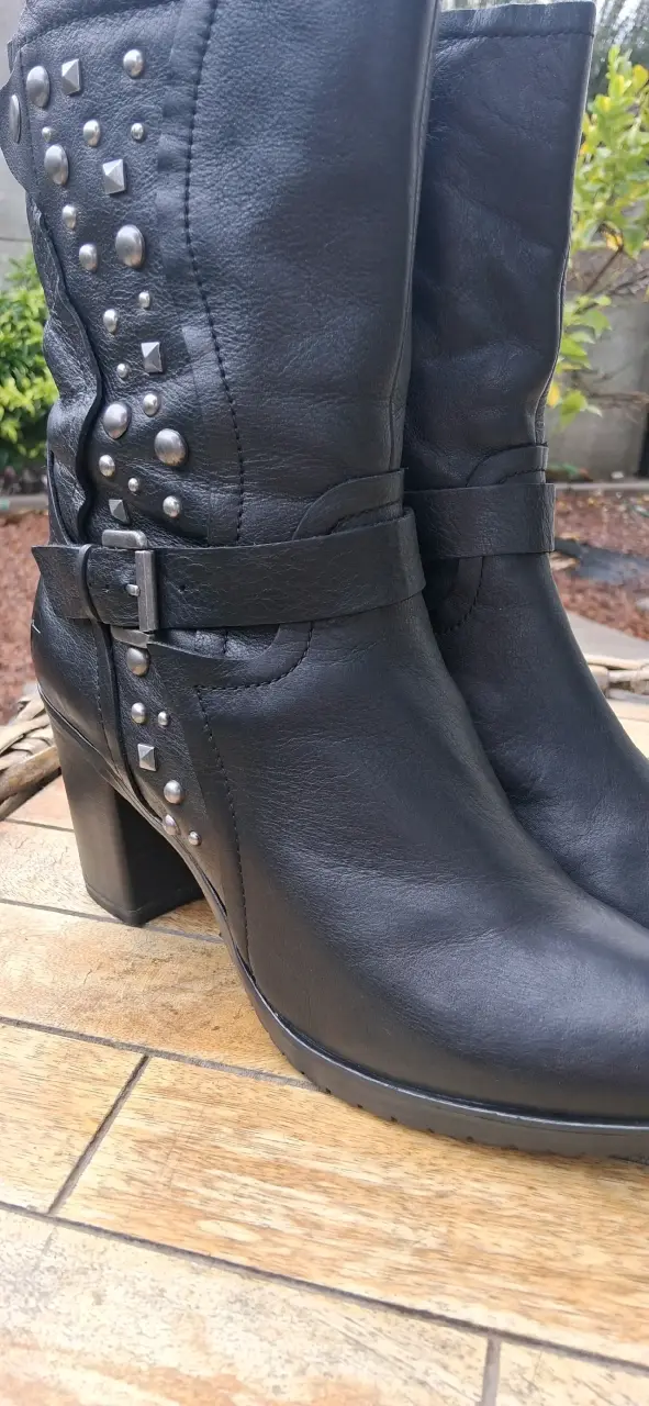 BOTAS TAMARIS N°38 25CM CON TACHAS 100%CUERO - 3