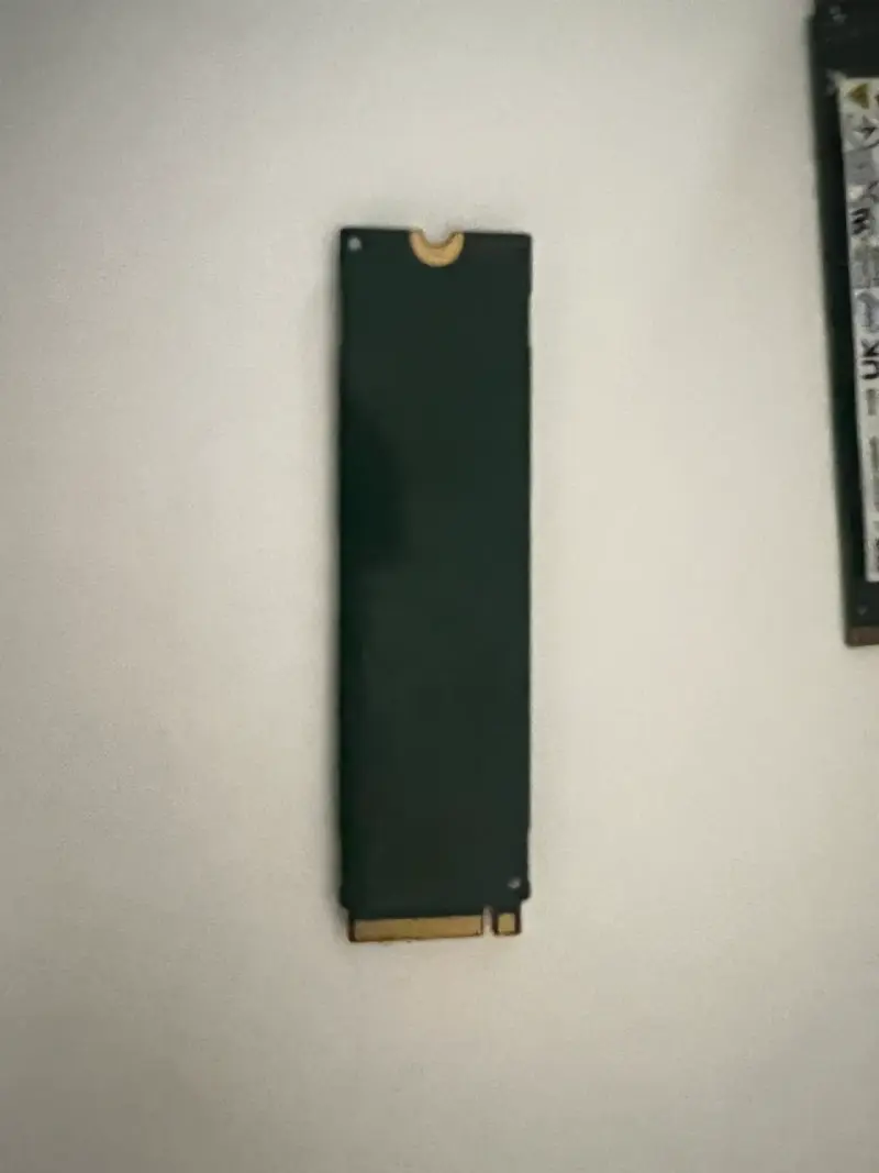 Disco SSD M.2 NVMe 512GB Intel - 2