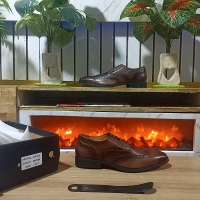 Zapatos de vestir marrones - miniatura 4