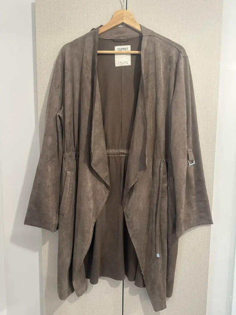 Chaqueta abierta de gamuza marrón para mujer - 4