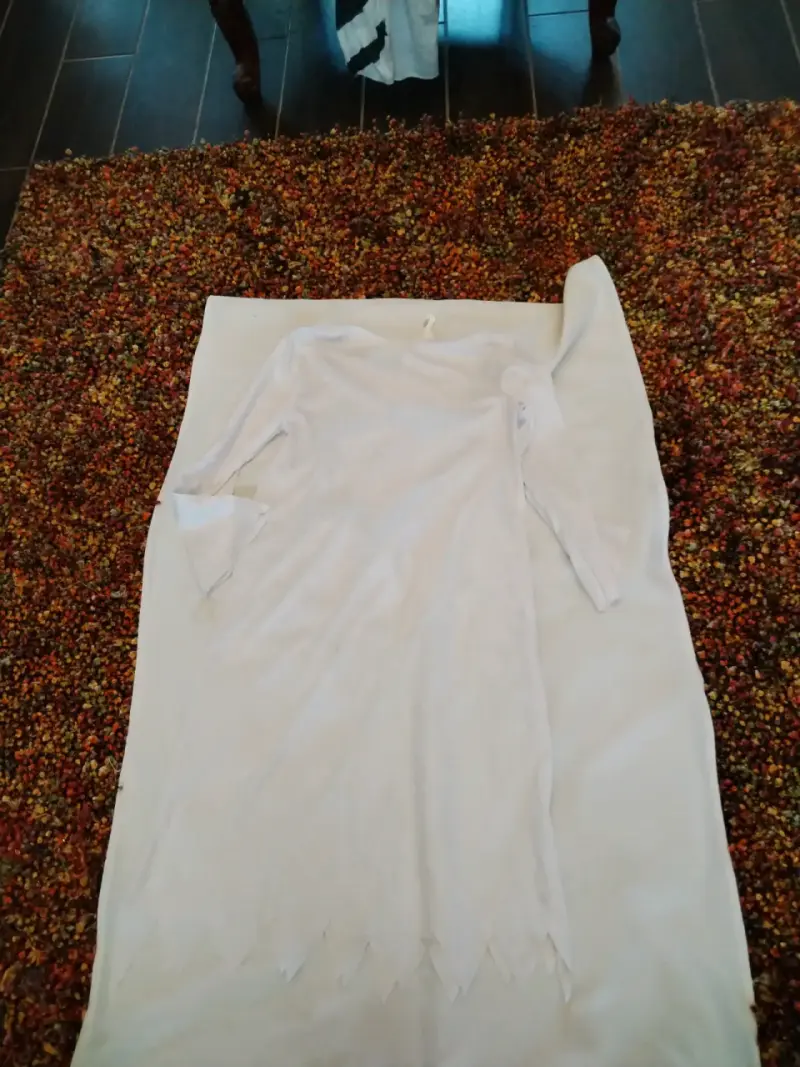 Vestido blanco de manga larga para mujer