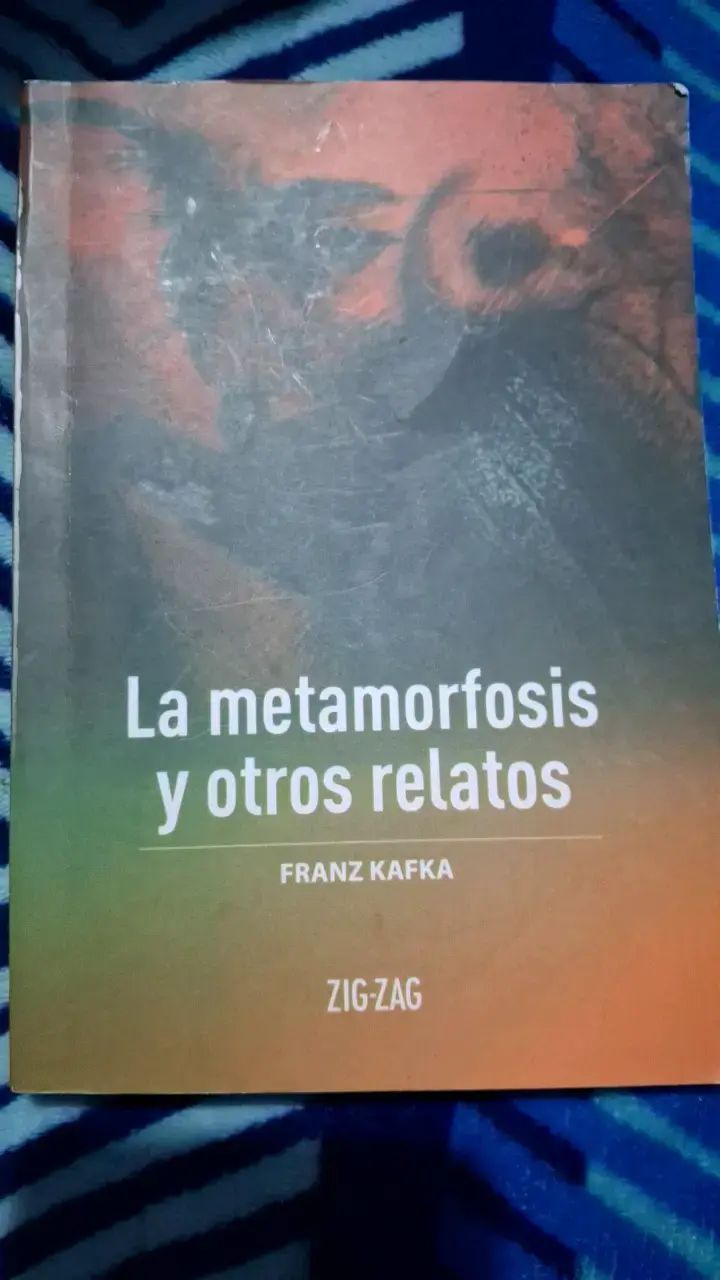 Libro 'La metamorfosis y otros relatos' de Franz Kafka