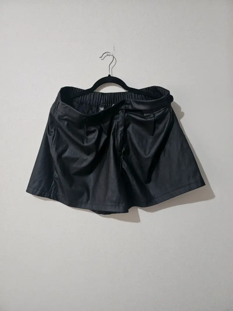Shorts de cuero sintético Shein