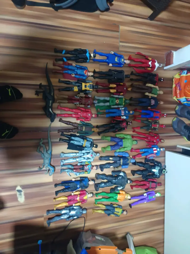 Colección de Figuras de Acción de Superhéroes