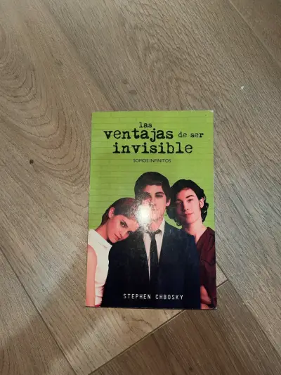 Libro 'Las Ventajas de Ser Invisible' de Stephen Chbosky - miniatura 1