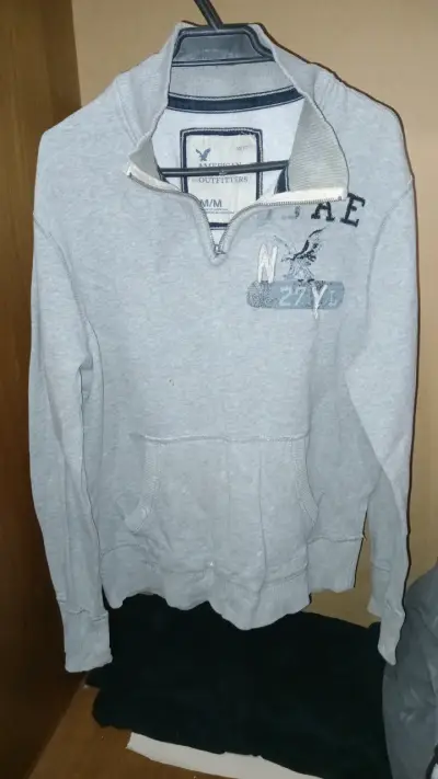 Polerón gris American Eagle TALLA M - miniatura 1
