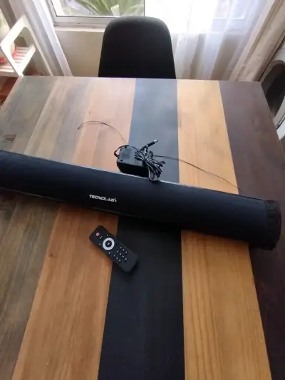 Barra de sonido Tecnolab con control remoto - miniatura 1