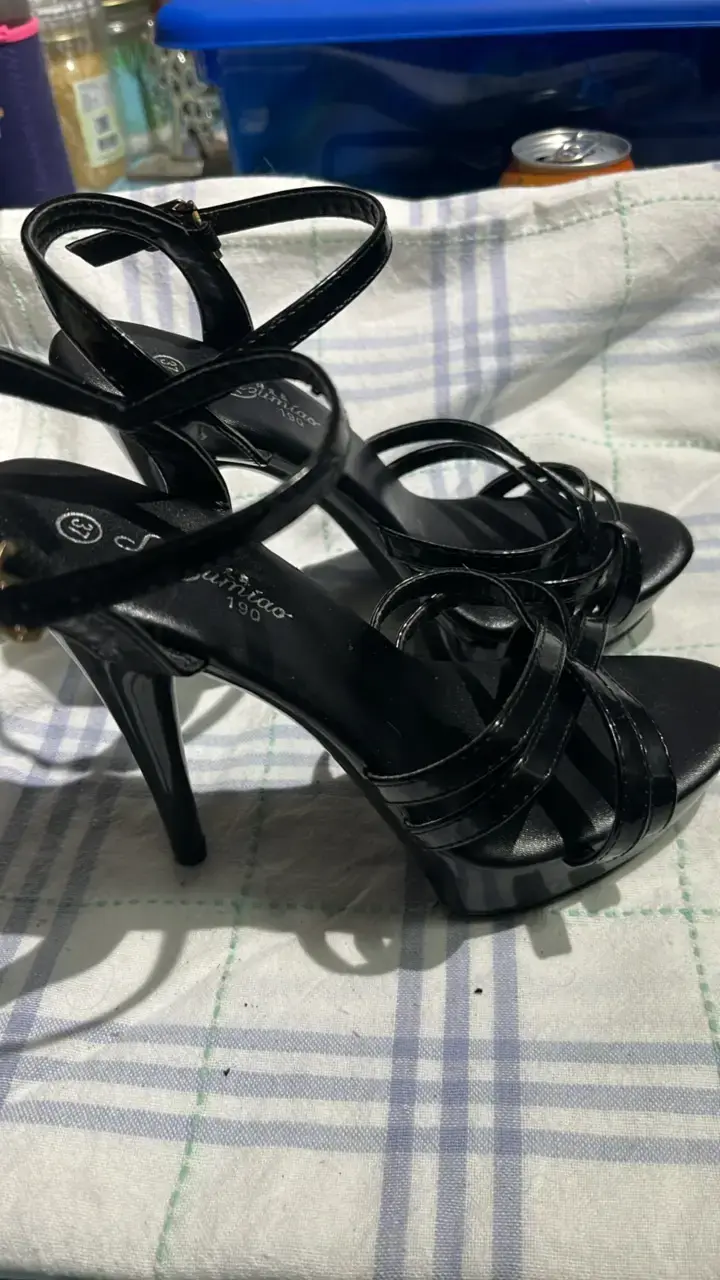 Sandalias de tacón alto negras elegantes - 2