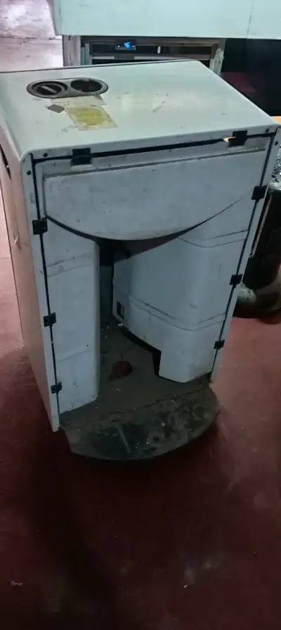 Calefactor a gas portátil marca Norwood - miniatura 3