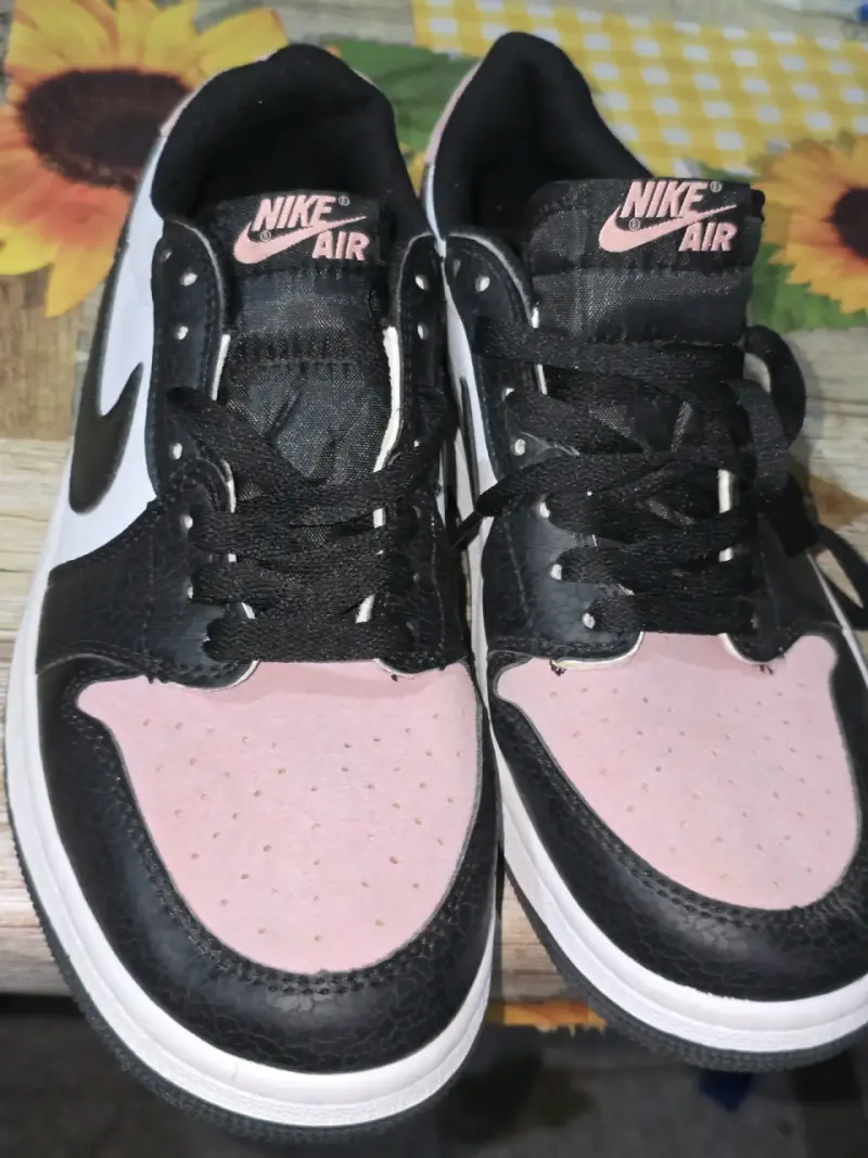 Zapatillas deportivas Nike Air Jordan rosas y negras - 2