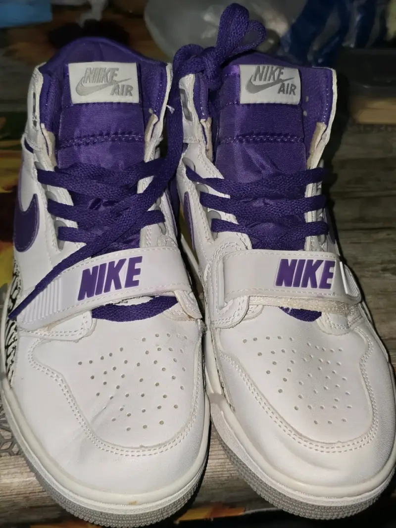 Zapatillas Nike Air Jordan rojas y blancas - 4