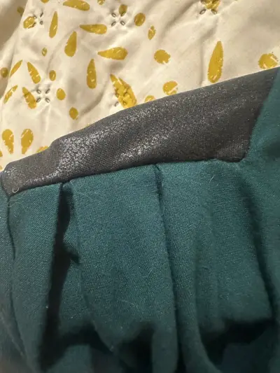 Polera Verde oscuro Escote Drapeado Y Detalles - miniatura 6