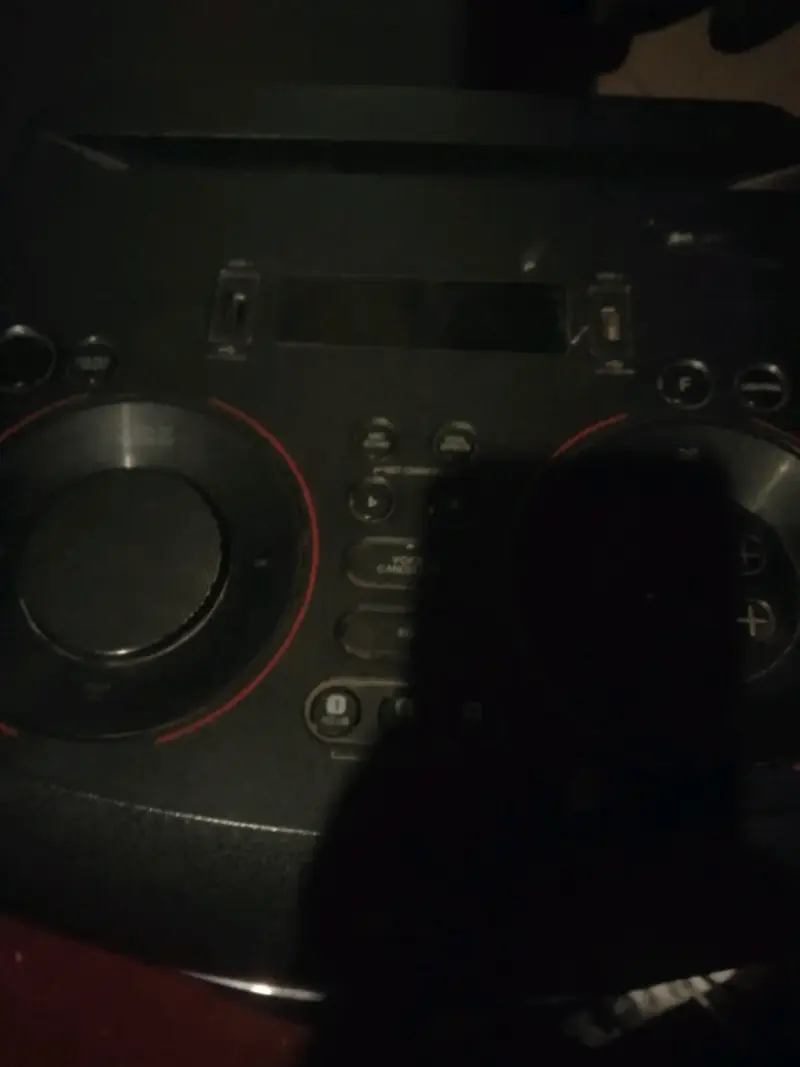 Parlante LG XBOOM de alta potencia - 2