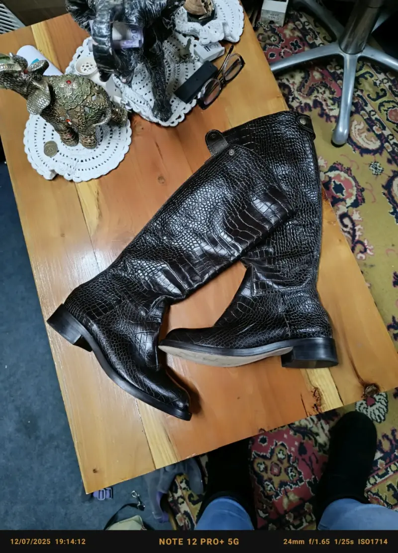 Botas de cuero marrón estilo cocodrilo - 2