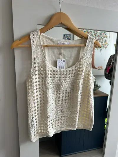 Top tejido de crochet beige MNG - miniatura 1