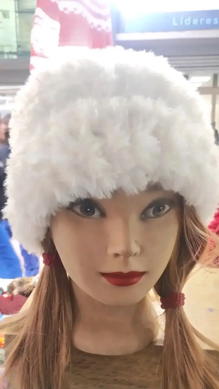 Gorro de invierno peludo y suave - 6