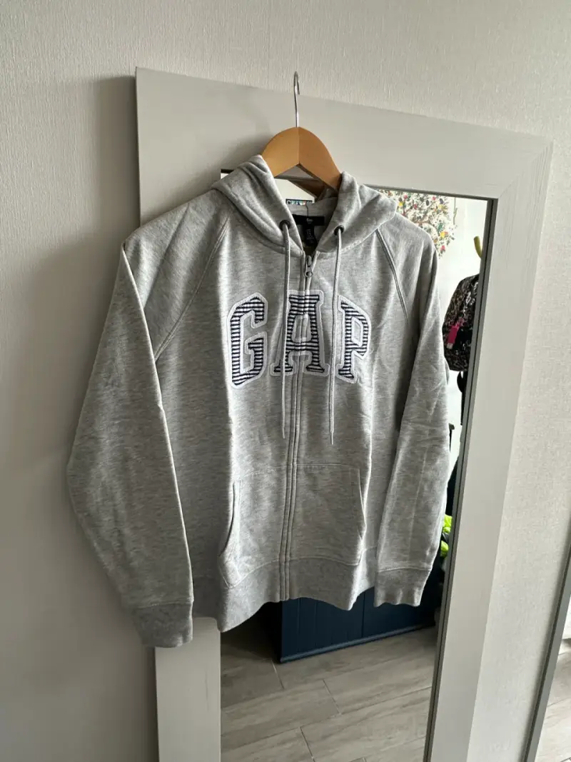 Polerón con capucha gris GAP para hombre - 1