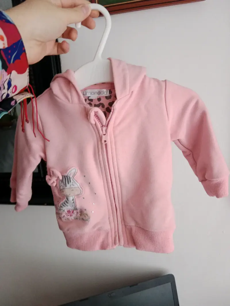 Lote de ropa de bebé variada en buen estado - 3