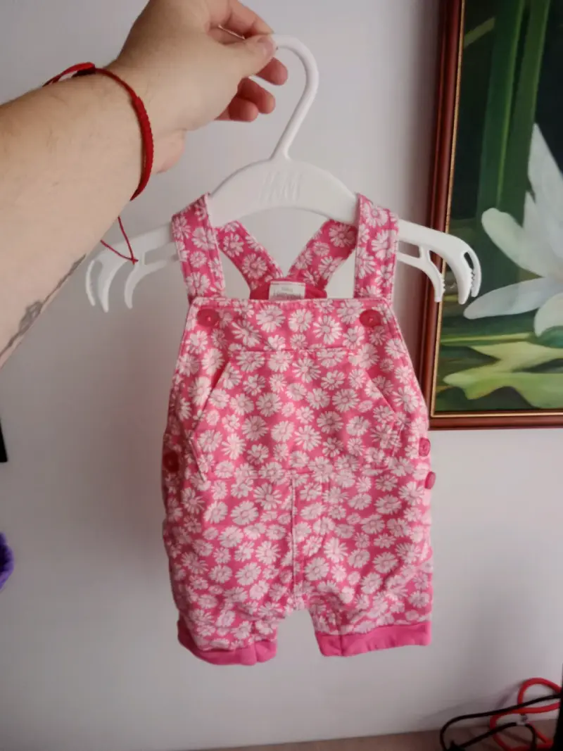 Lote de ropa de bebé variada en buen estado - 6