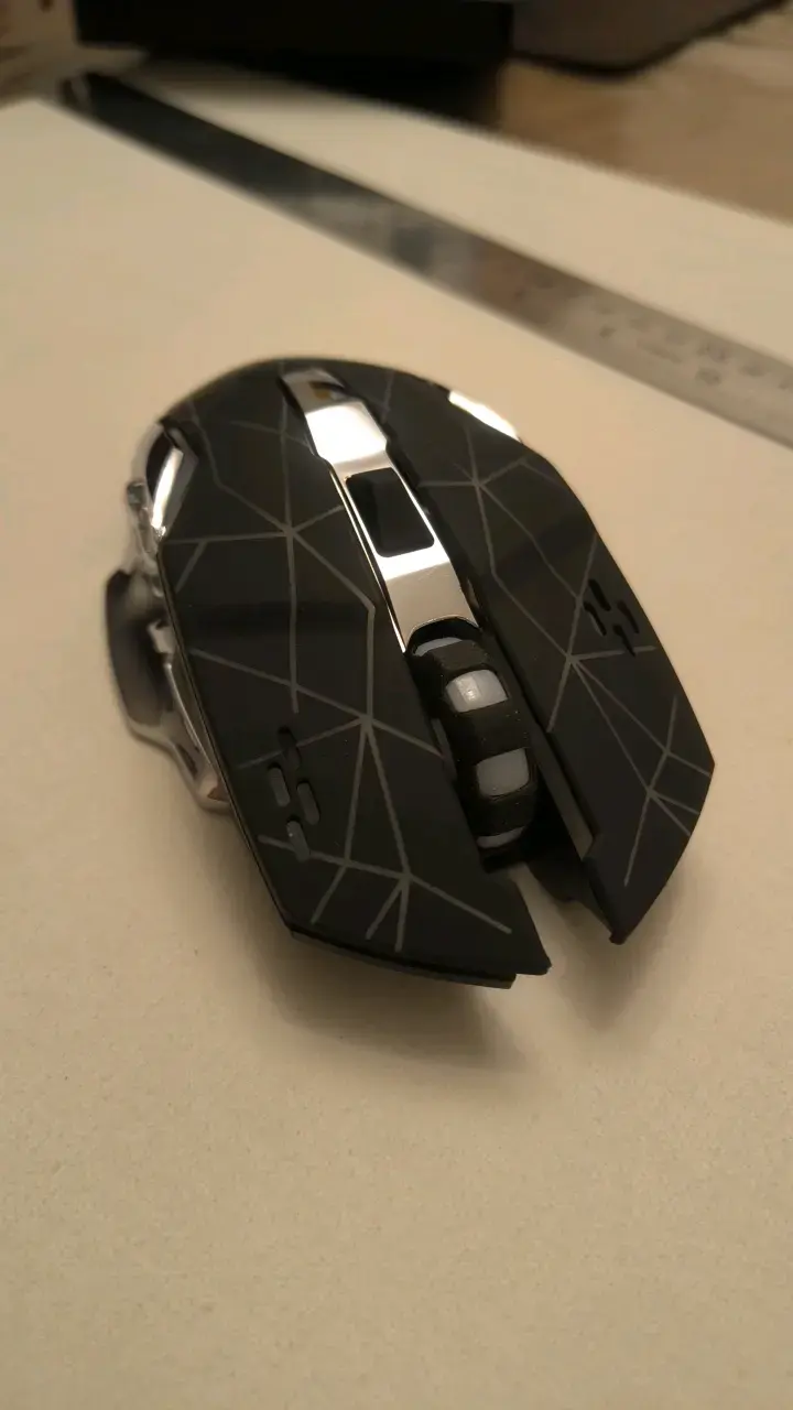 Mouse inalámbrico Free Wolf ergonómico negro - 2