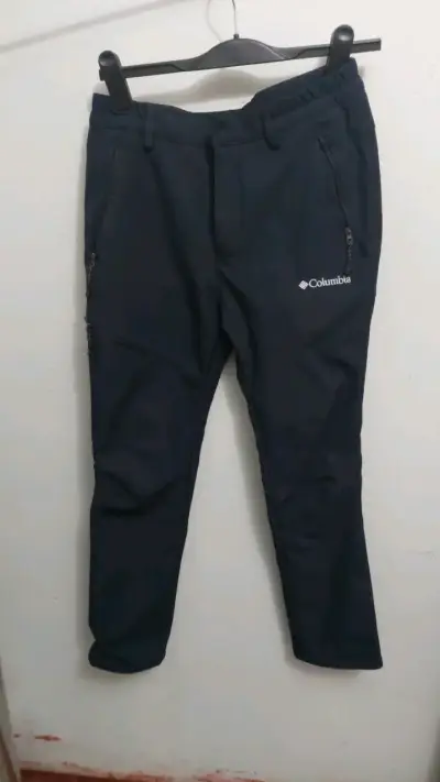 Pantalones outdoor negros - miniatura 1