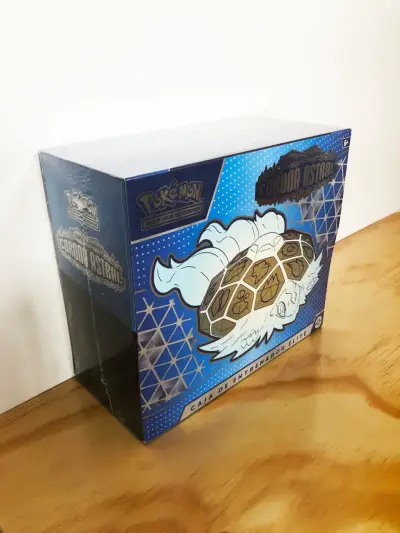 Elite Trainer Box (ETB) - Corona Astral - miniatura 3