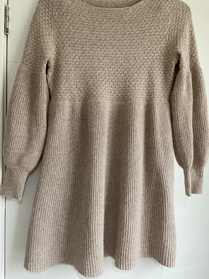 Vestido de punto beige para mujer - 5