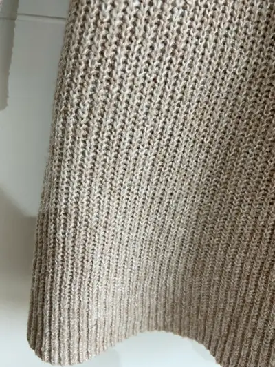 Vestido de punto beige para mujer - miniatura 6