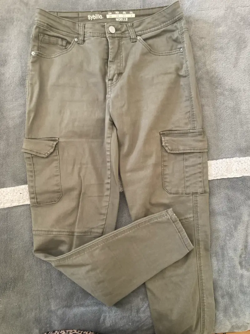 Pantalones cargo verdes Sybilla talla 38