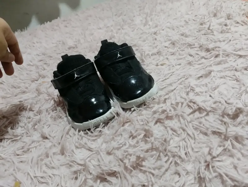 Zapatillas deportivas negras para niños - 2