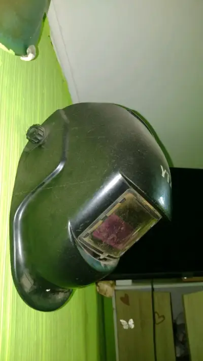 Máscara de soldar automática YTS - miniatura 2