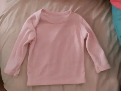 Polera manga larga rosada para niña - miniatura 3