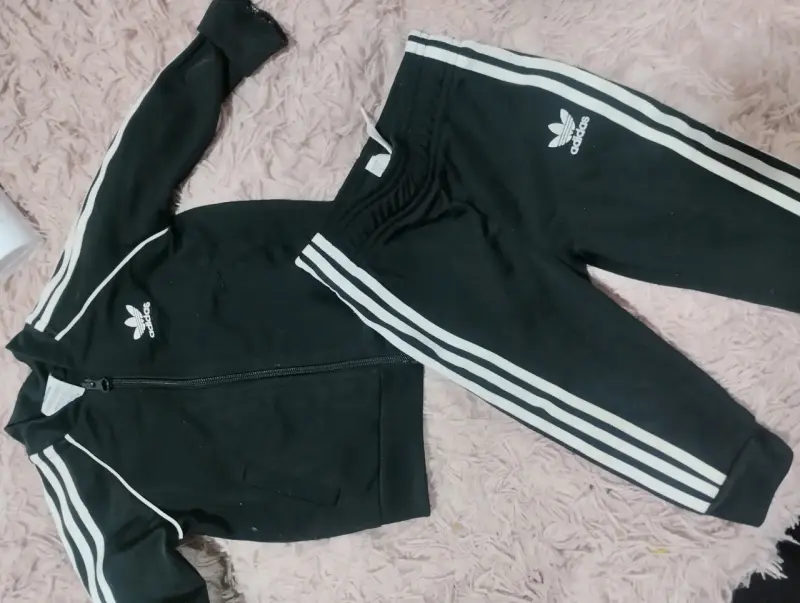 Conjunto deportivo infantil Adidas negro - 2