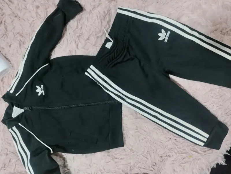 Conjunto deportivo infantil Adidas negro - 3