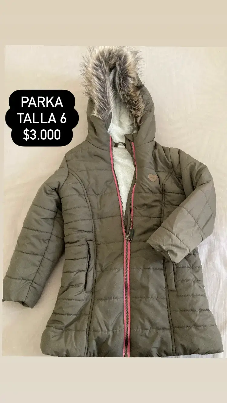 Parka para niña talla 6 con capucha