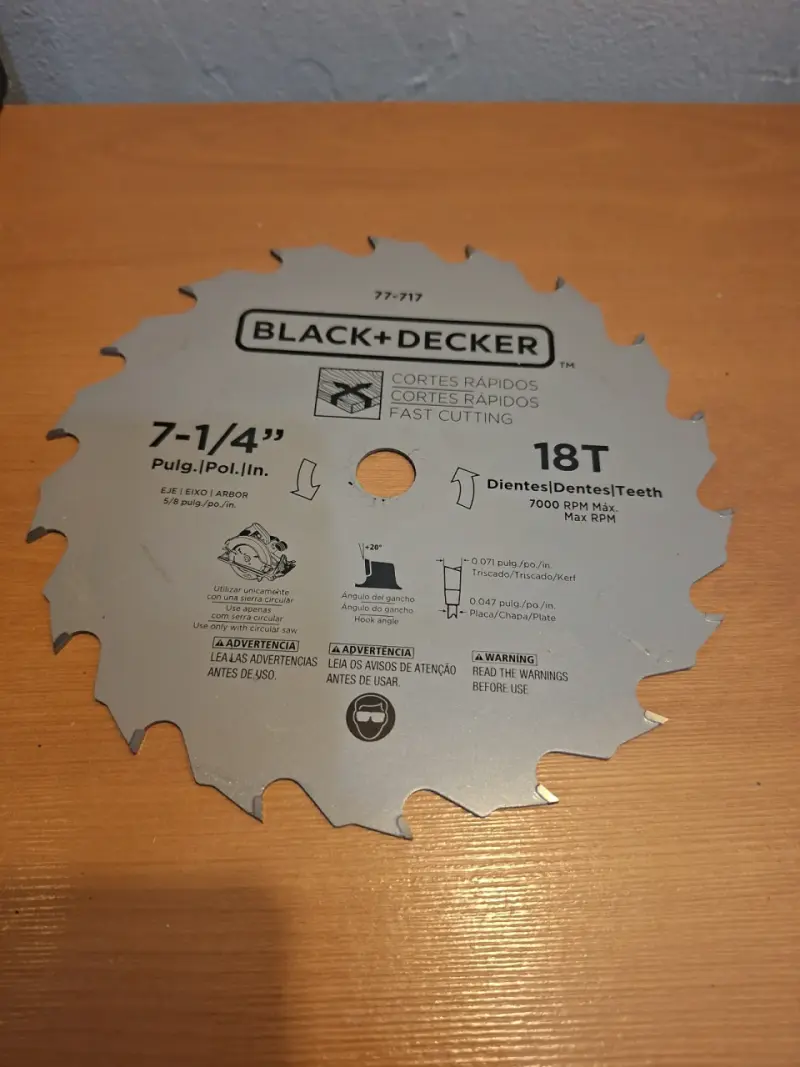 Sierra Circular Black+Decker 1400W CS1004 - 5