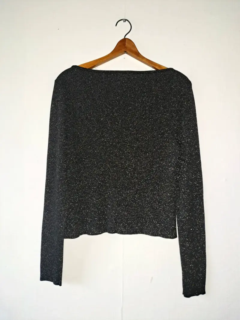 Sweater H&M, negro brillante manga larga,talla M. - 1