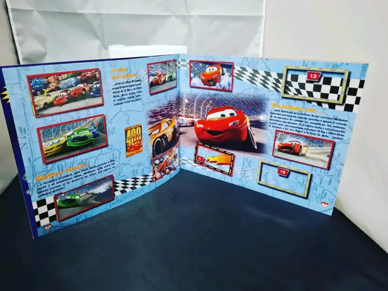 Álbum Disney Pixar Cars Incompleto - 3