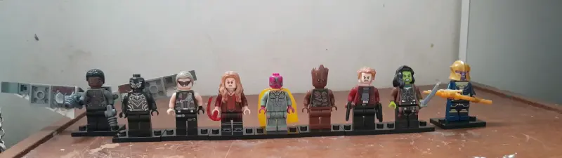 Set de figuras de acción tipo LEGO de superhéroes - 3
