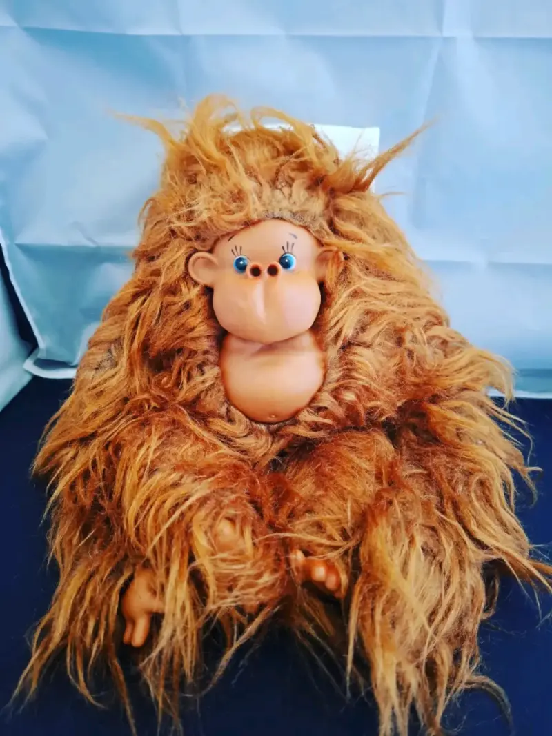 Muñeco de peluche vintage cabello largo Monchhichi - 1