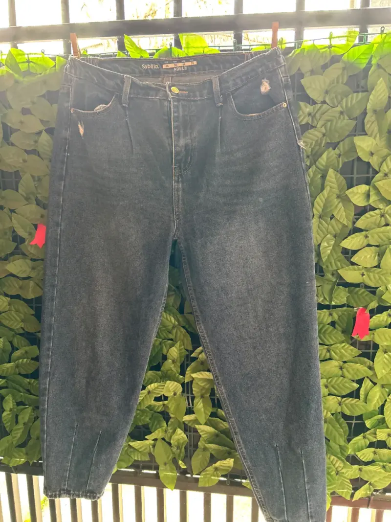 Jeans Sybilla Adele azul oscuro desgastados