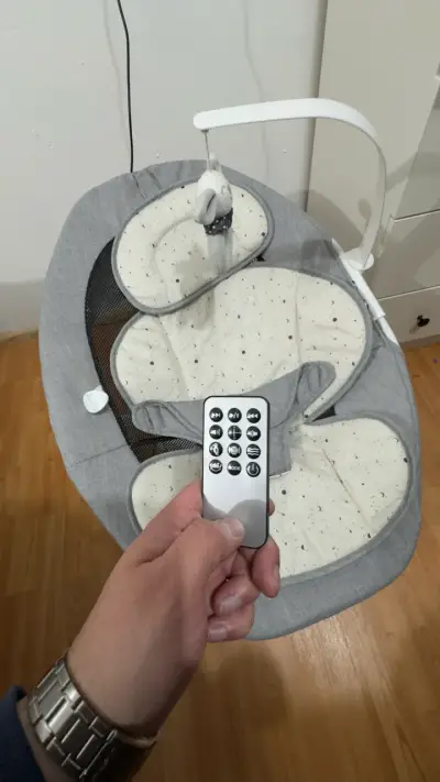 Silla mecedora 3D Bebesit con mosquitero - miniatura 2