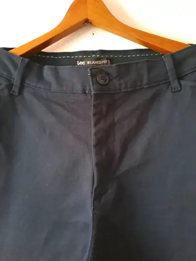 Pantalones de vestir para hombre, Lee, tala 46. - miniatura 3