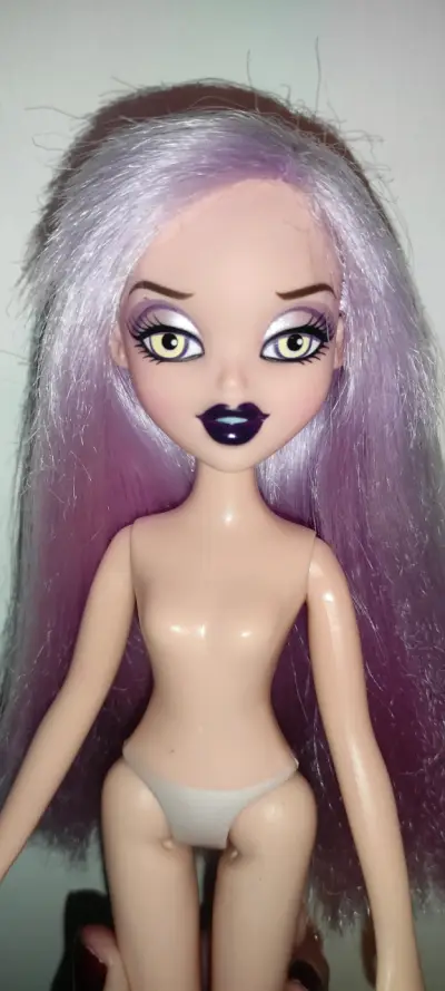 Muñeca Bratzilla - miniatura 2