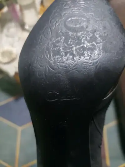 Botas negras de cuero para mujer - miniatura 2
