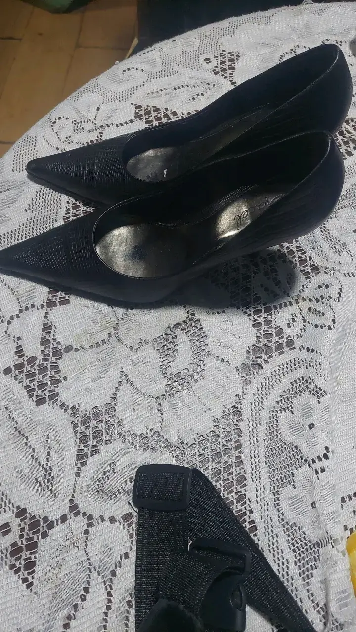 Zapatos de tacón negros elegantes Clarks - 2