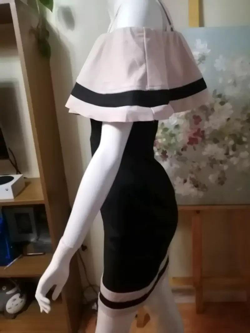 Vestido elegante negro con volantes - 5