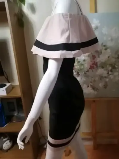 Vestido elegante negro con volantes - miniatura 5