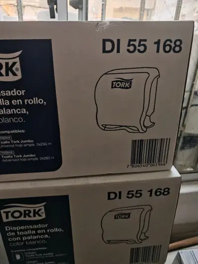 Dispensador de papel higiénico Tork para baño - miniatura 2